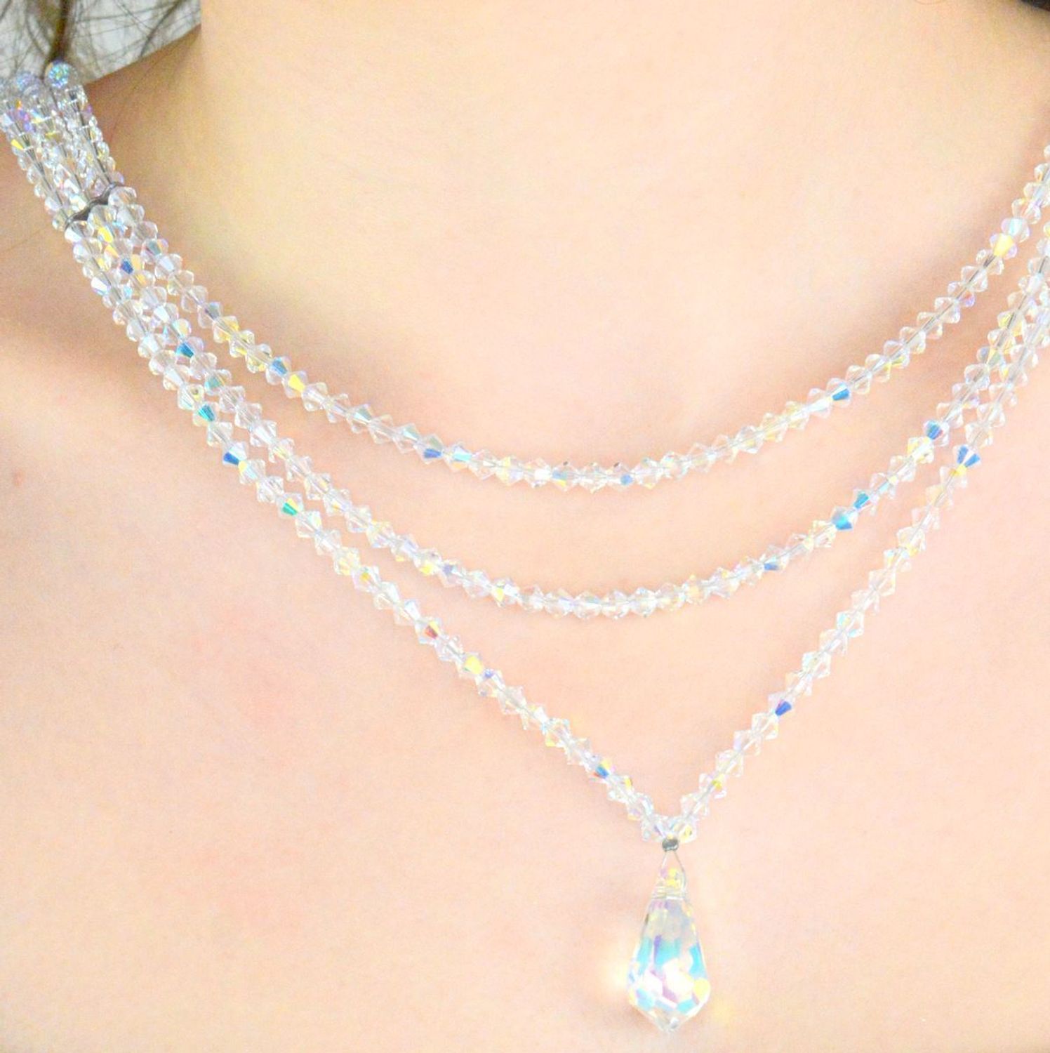 Naszyjnik Ślubny potrójna kolia z kryształami Swarovski DIA-NSZ-NR521-1-925. Naszyjnik ślubny. Biżuteria dla panny młodej. Połyskujący naszyjnik. Kolia na wesele.1.jpg