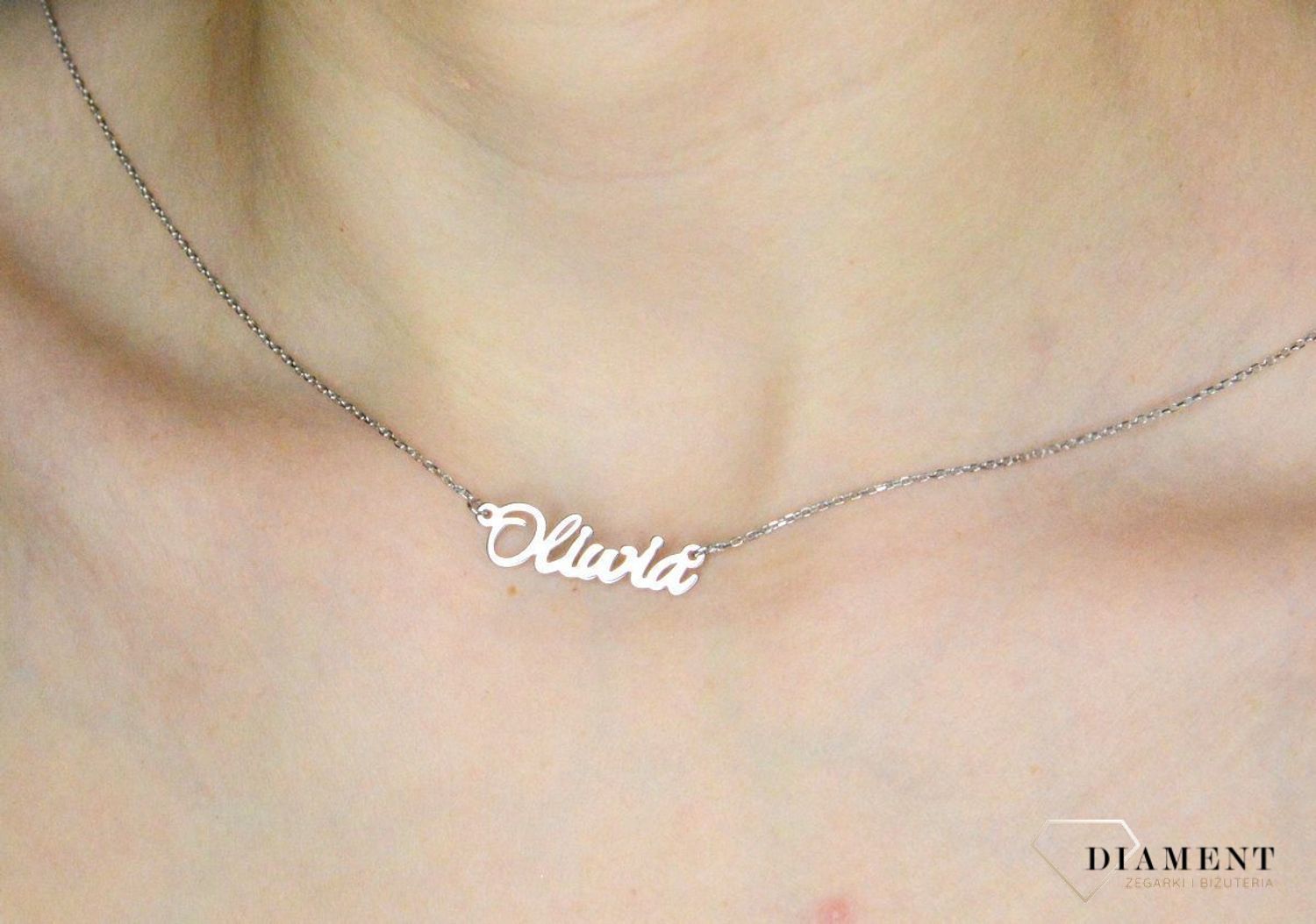 Naszyjnik damski z imieniem Oliwia 925 srebrna celebrytka DIA-NSZ-OLIWIACELR-925.jpg