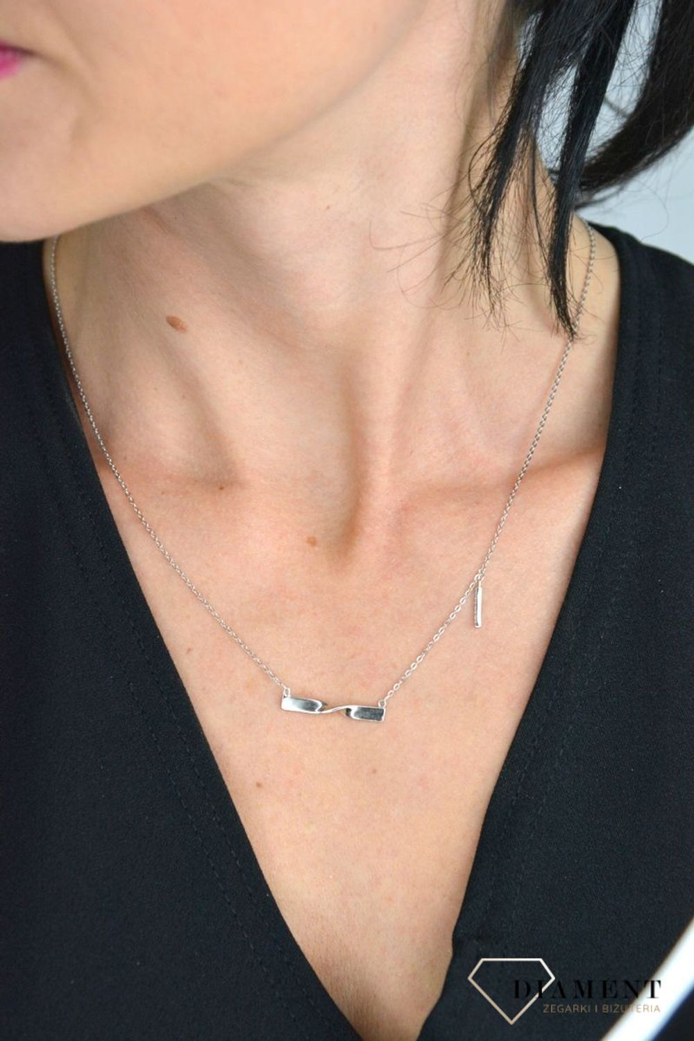 Srebrny naszyjnik celebrytka falowana blaszka z patyczkiem DIA-NSZ-PATYCZEK3-925.jpg