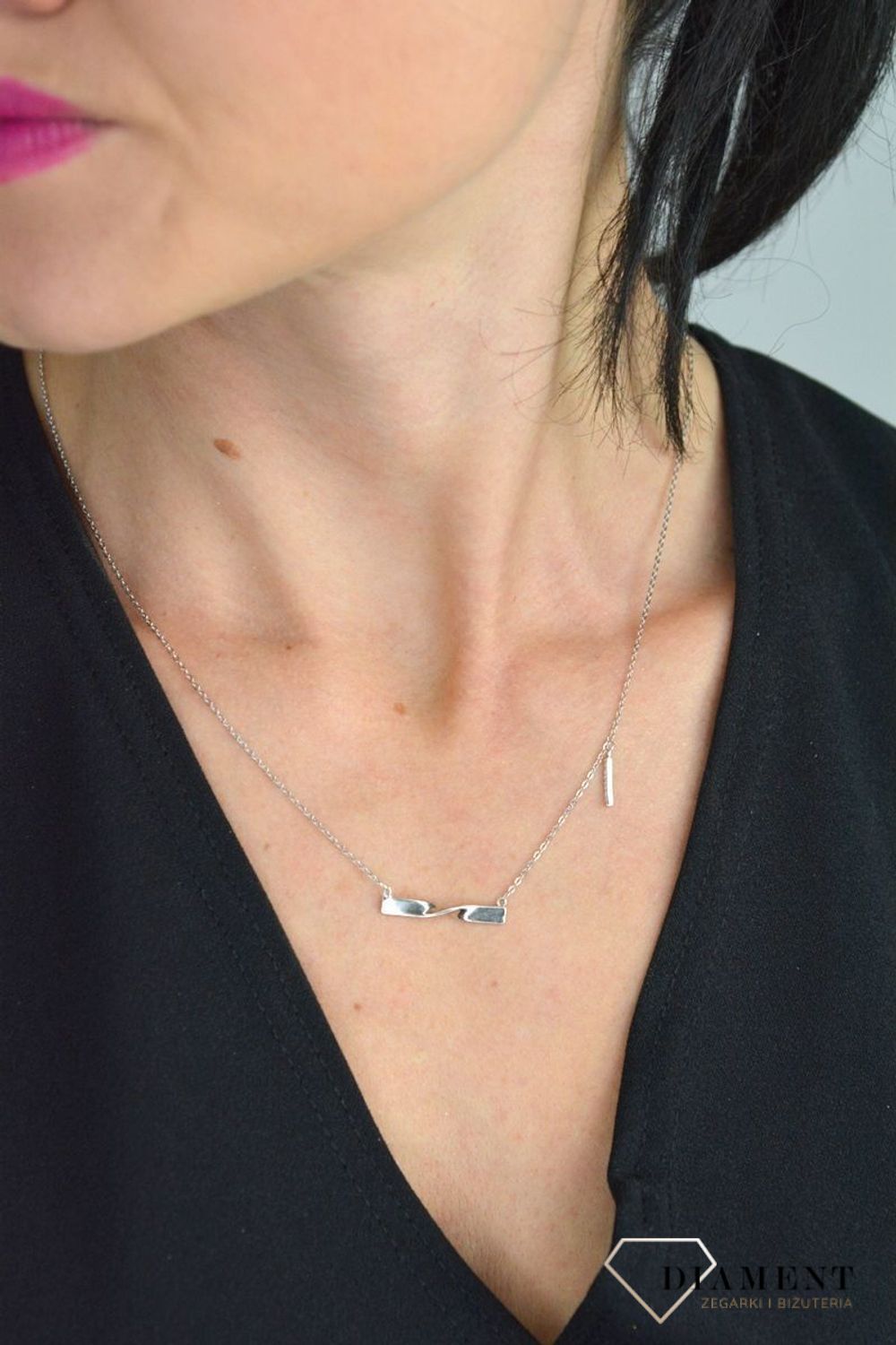 Srebrny naszyjnik celebrytka falowana blaszka z patyczkiem DIA-NSZ-PATYCZEK3-925.jpg
