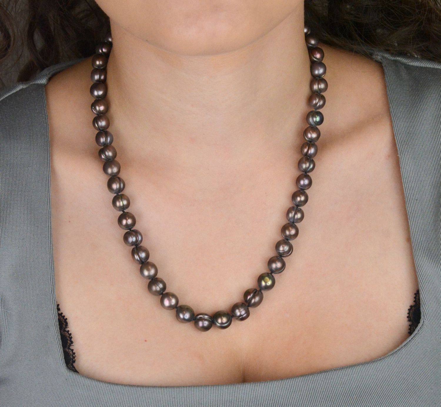 Naszyjnik z ciemnobrązowych pereł naturalnych 9 mm  50 cm  Srebro 925  Zapięcie beczułkowe (2).jpg
