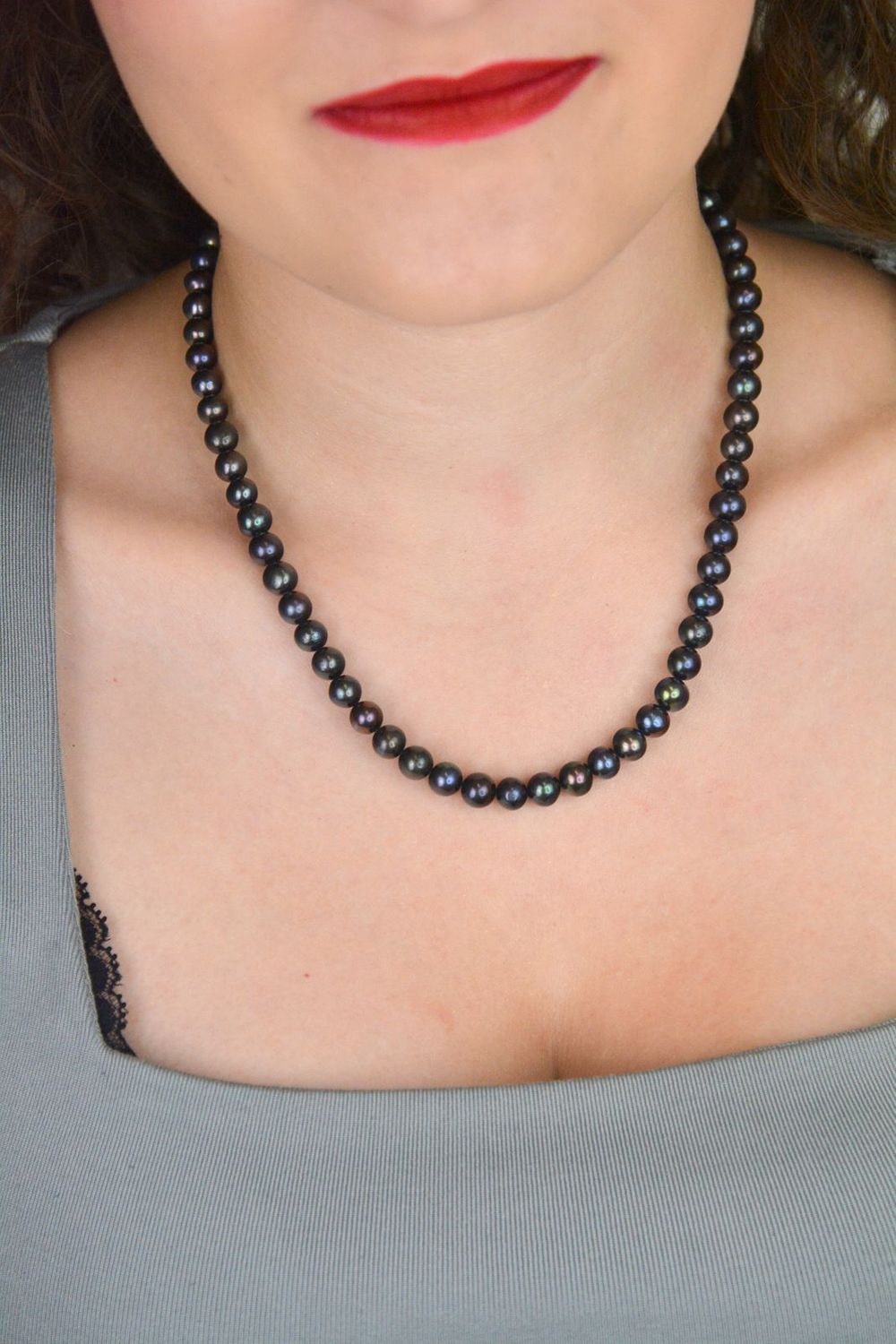 Naszyjnik z Fioletowych Pereł Naturalnych 7 mm  Długość 45 cm  Benzynowy Połysk  Srebro 925.jpg