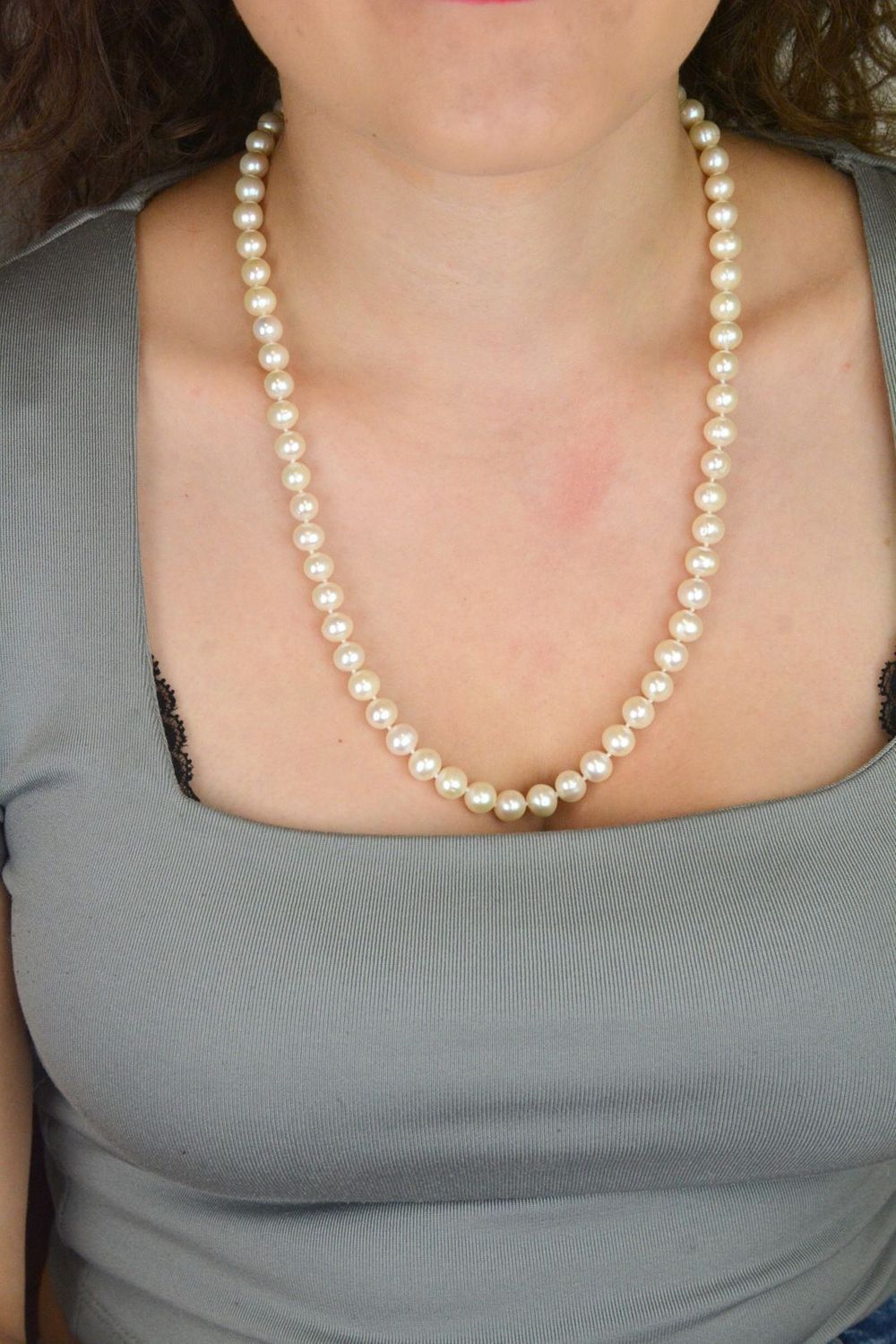 Naszyjnik z kremowych pereł naturalnych 8-9 mm  55 cm  Srebro 925  Wiązanie supełkowe (2).jpg