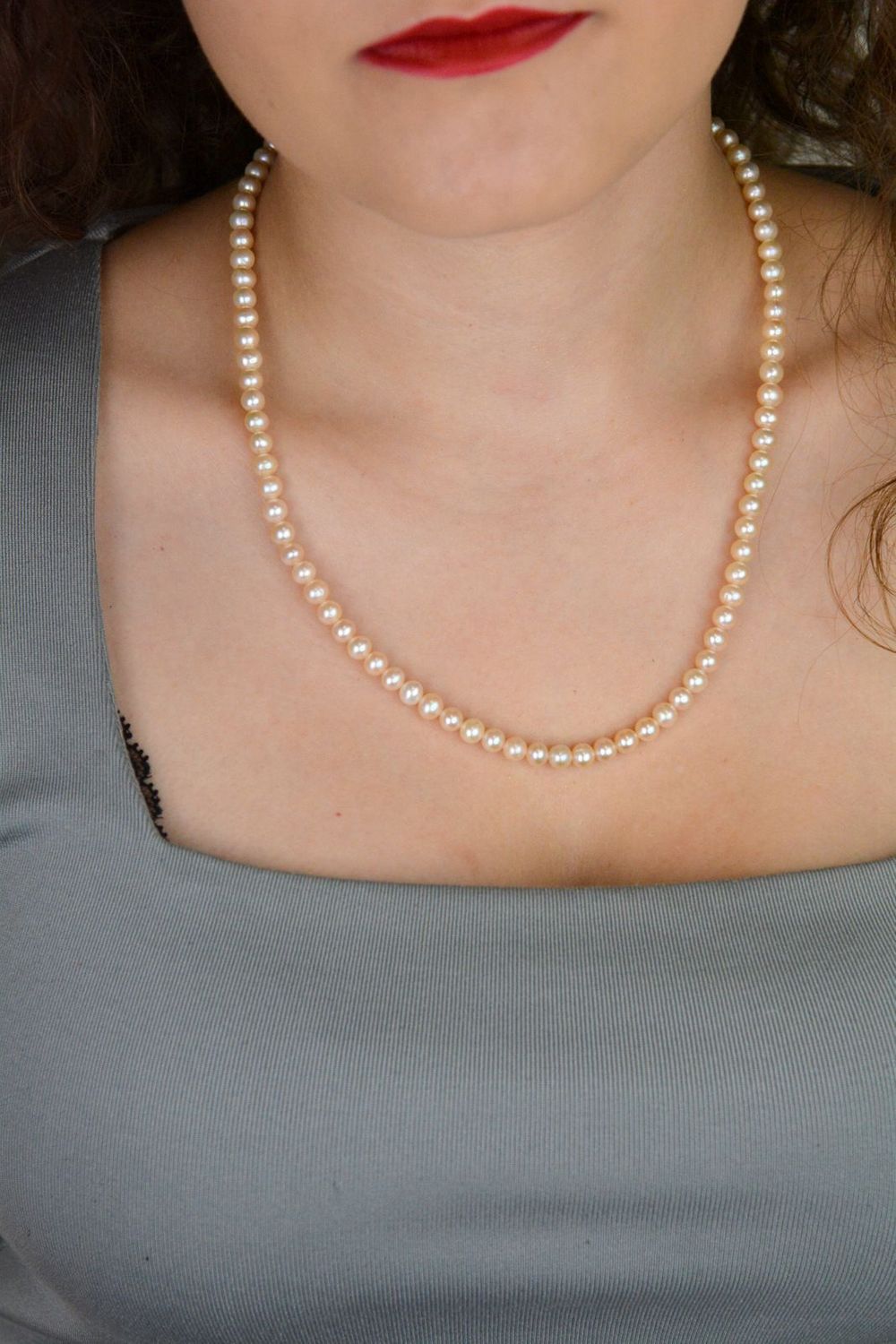 Naszyjnik z naturalnych pereł łososiowych 6 mm  Srebro 925  Długość 50 cm (2).jpg