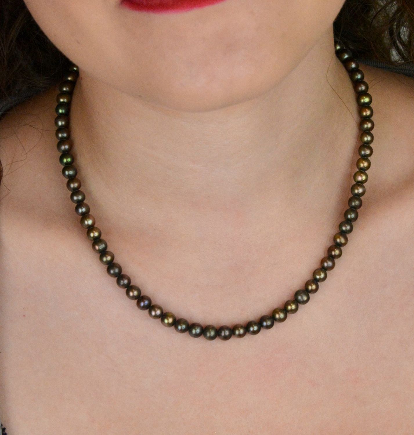 Naszyjnik z ciemnych pereł naturalnych 6 mm  Srebro 925  45 cm  Elegancki, wielokolorowy połysk (2).jpg