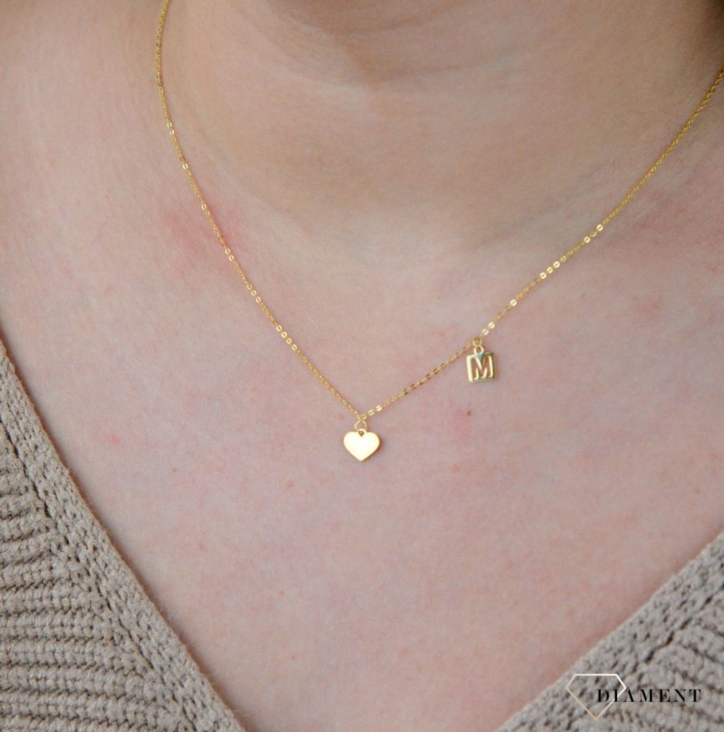 Złota celebrytka 333 z literką M i serduszkiem DIA-NSZ-PL0172NG8K+M.jpg