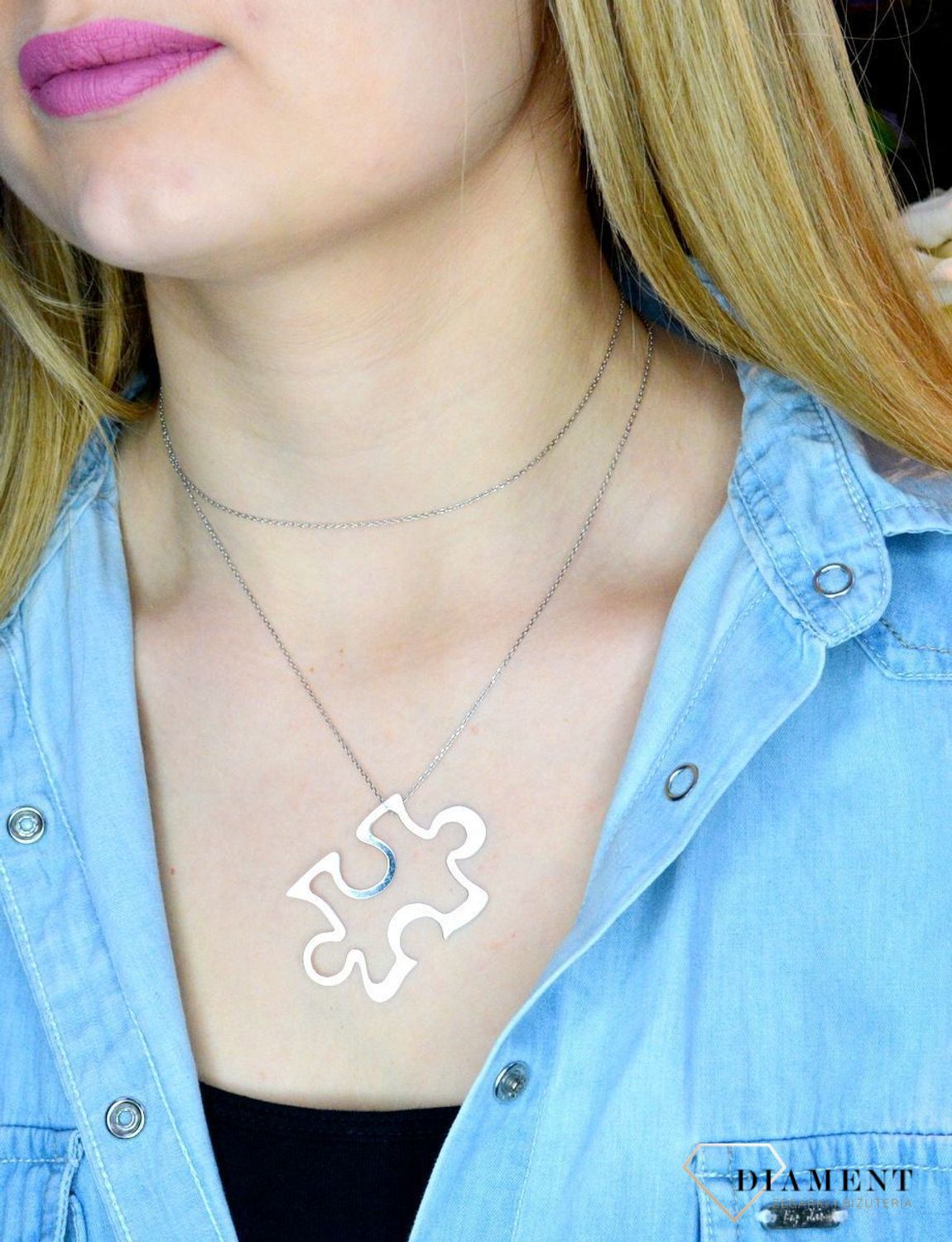 Srebrny naszyjnik 80 cm duże puzzle DIA-NSZ-PUZEL-5CM-925. Długi naszyjnik z zapięciem na karabińczyk. Naszyjnik z dużą zawieszką w kształcie puzzli. Naszyjnik srebrny o długości 80 cm sprawdzi się idealnie na prezent dla now.jpg