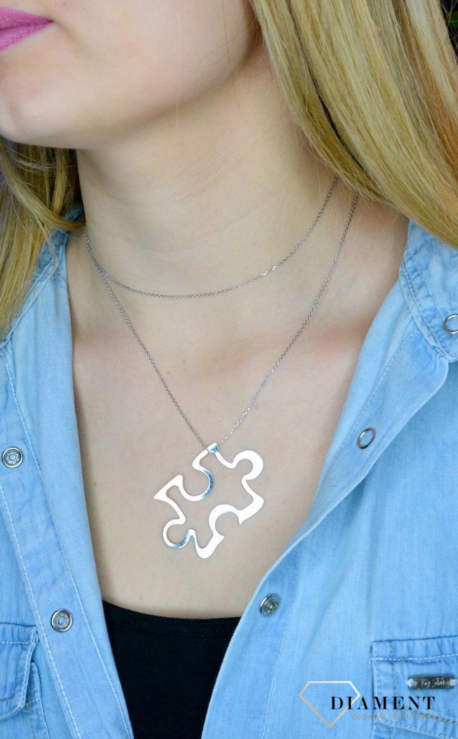 Srebrny naszyjnik 80 cm duże puzzle DIA-NSZ-PUZEL-5CM-925. Długi naszyjnik z zapięciem na karabińczyk. Naszyjnik z dużą zawieszką w kształcie puzzli. Naszyjnik srebrny o długości 80 cm sprawdzi się idealnie na prezent dla now.jpg