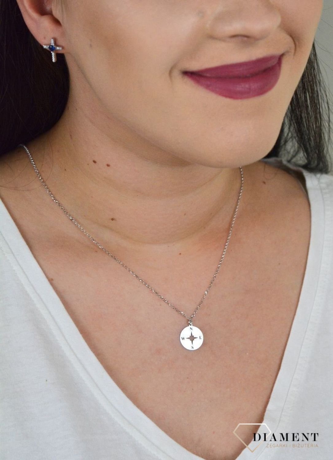 Srebrny naszyjnik celebrytka z zawieszką 'Róża wiatrów' DIA-NSZ-ROZA-WIATROW-925.jpg