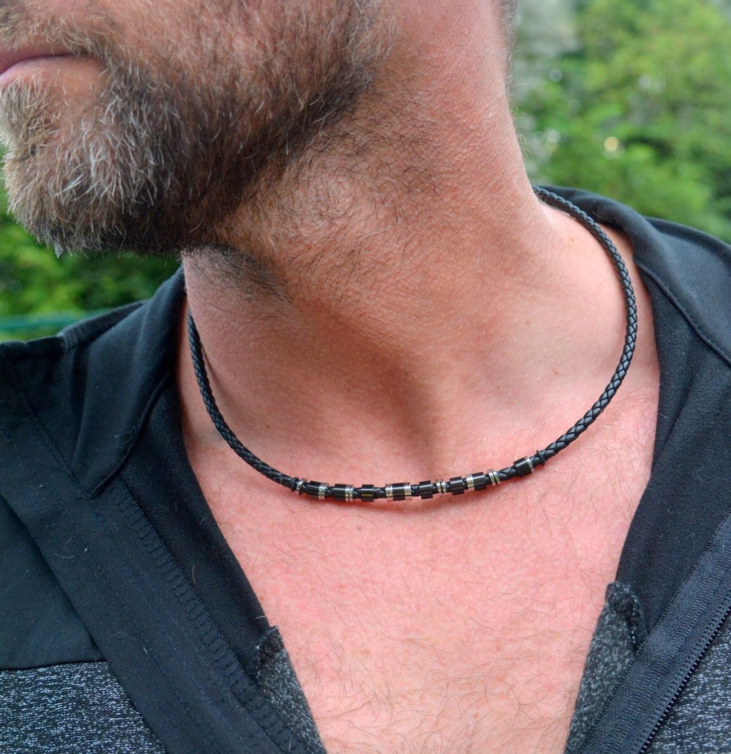 Męski naszyjnik rzemyk z elementem ze stali szlachetnej DIA-NSZ-S8714456-STAL – długość 47 cm + 3 cm regulacji, zapięcie na karabińczyk. Stylowy i trwały.1.jpg