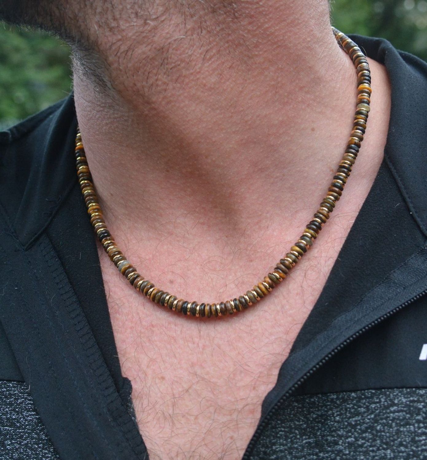 Naszyjnik z pozłacanej stali ozdobiony naturalnym tygrysim okiem. Długość 50 + 5 cm, zapięcie na karabińczyk. Styl boho i siła kamieni naturalnych w jednym.1.jpg