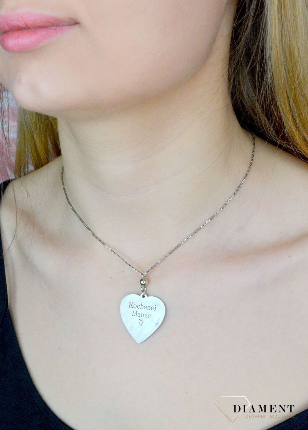 Naszyjnik damski celebrytka z brokatowym sercem ''Kochanej mamie'' Prezent na Dzień Mamy DIA-NSZ-SER.jpg