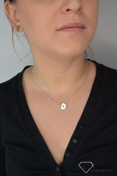 Srebrny naszyjnik celebrytka delikatny łańcuszek z serduszkiem DIA-NSZ-SERCE1-925. Srebrny naszyjnik z zawieszką w kształcie gładkiego serca (5).JPG