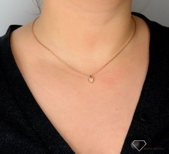 Srebrny naszyjnik celebrytka różowe złoto 'Malutkie serduszko' DIA-NSZ-SERCE4-925. Srebrny naszyjnik z zawieszką w kształcie serca w kolorze różowego złota (3).JPG