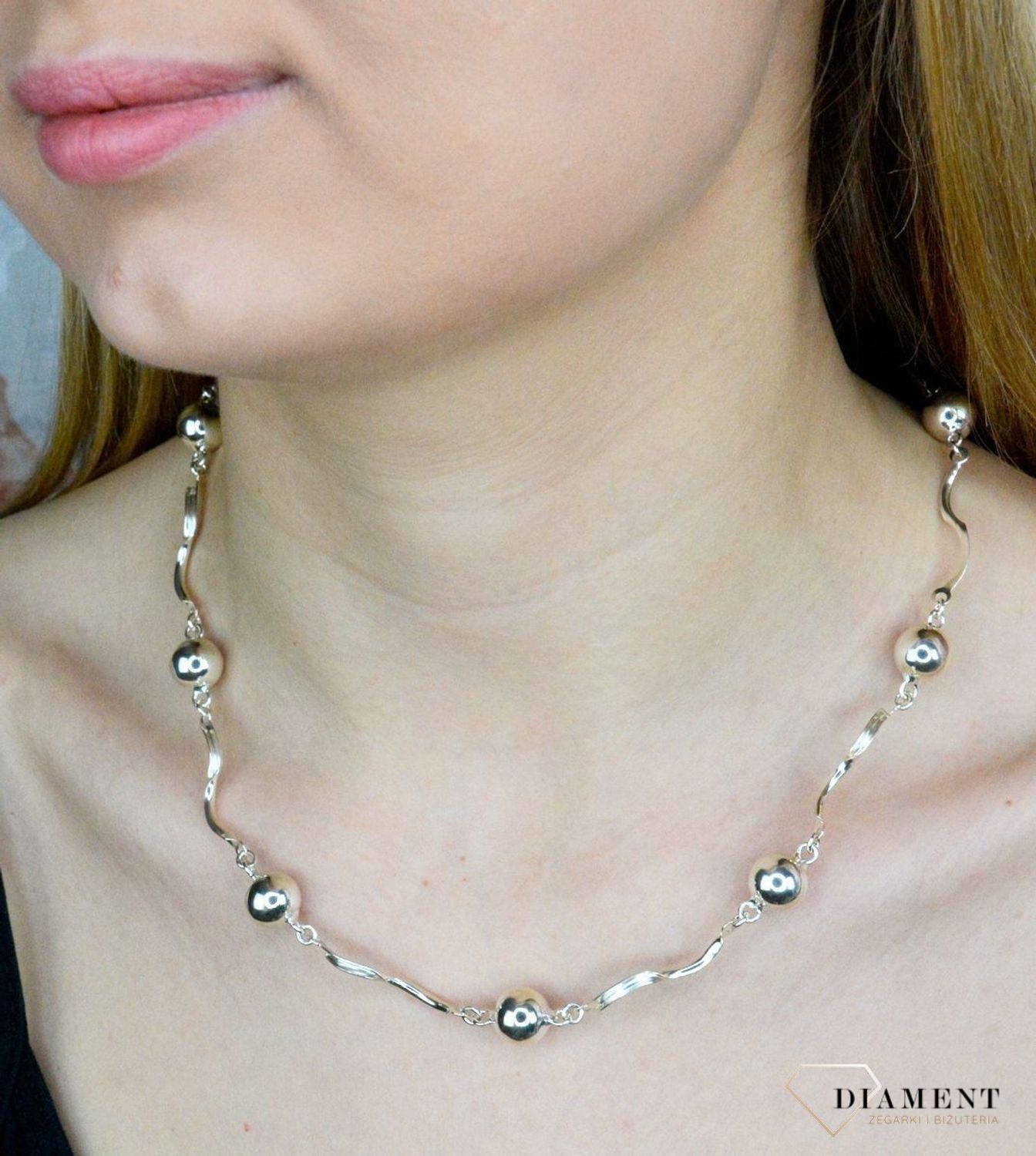Srebrny naszyjnik damski kolia Kulki DIA-NSZ-TBN000000-313-925.  Efektowny naszyjnik doskonale sprawdzi się jako prezent. Srebrny naszyjnik, kolia. Darmowa dostawa..jpg