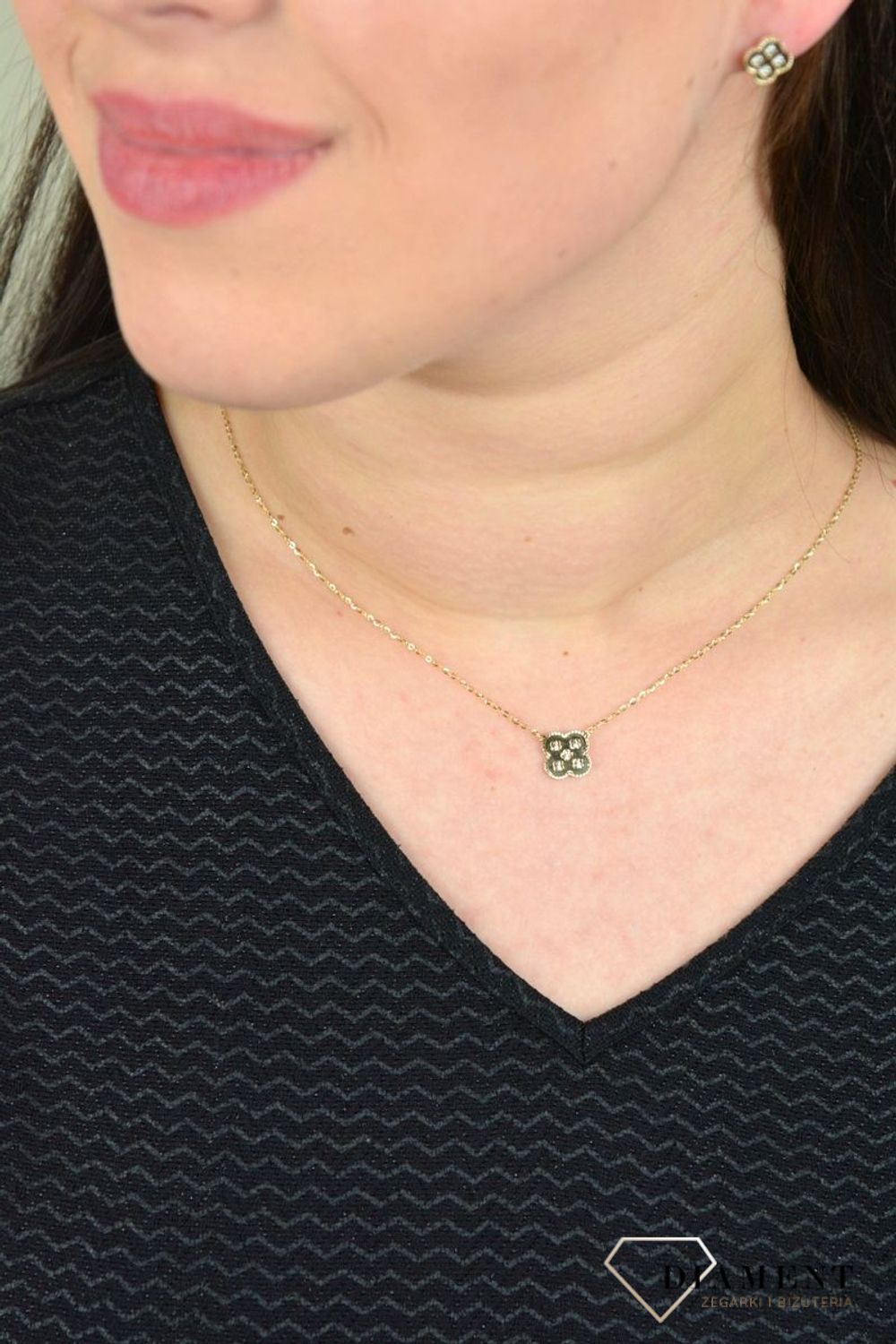 Złoty naszyjnik celebrytka zawieszka koniczynka z cyrkonią DIA-NSZ-TRESS30-TT-585.jpg