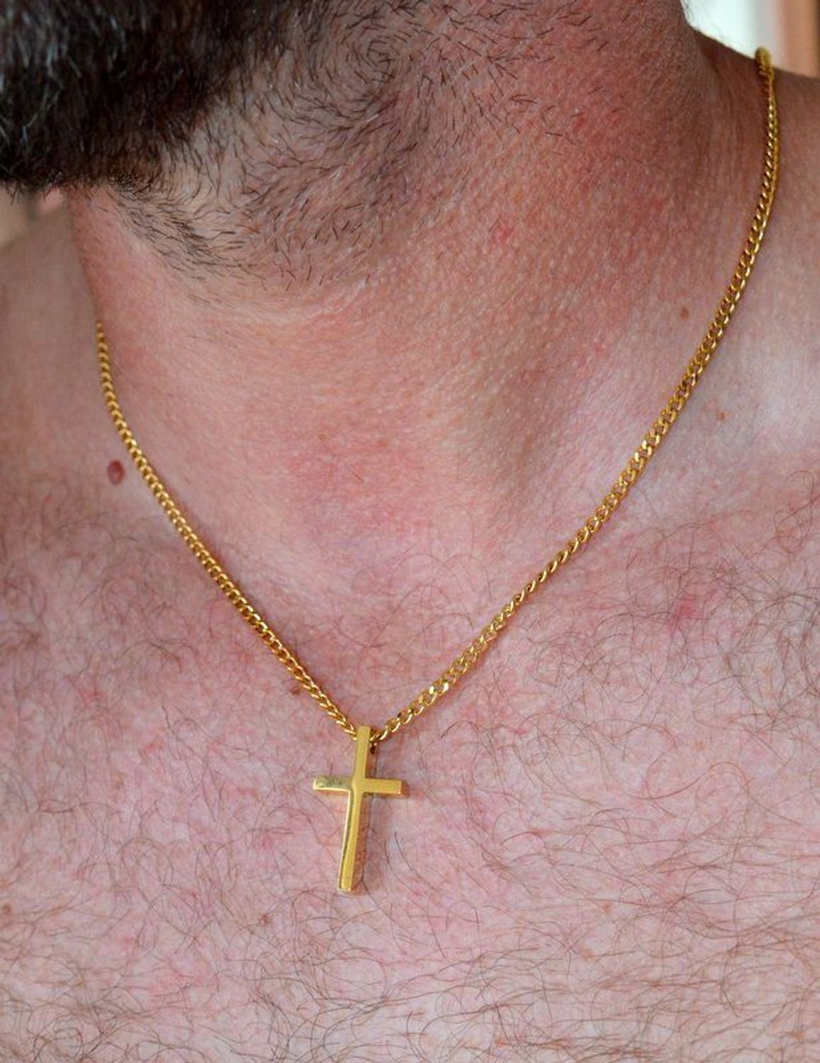 Naszyjnik męski stalowy z krzyżem w złotym kolorze DIA-NSZ-W5132839-STAL. Męski naszyjnik stalowy. Naszyjnik męski stalowy z krzyżem. Naszyjnik z krzyżem. Biżuteria męska. Męski naszyjnik stalowy z krzyżem na prezent (2).jpg