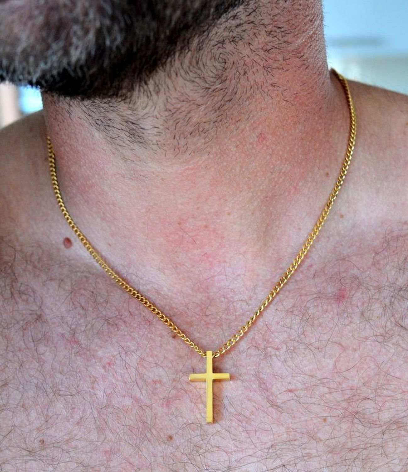 Naszyjnik męski stalowy z krzyżem w złotym kolorze DIA-NSZ-W5132839-STAL. Męski naszyjnik stalowy. Naszyjnik męski stalowy z krzyżem. Naszyjnik z krzyżem. Biżuteria męska. Męski naszyjnik stalowy z krzyżem na prezent (2).jpg