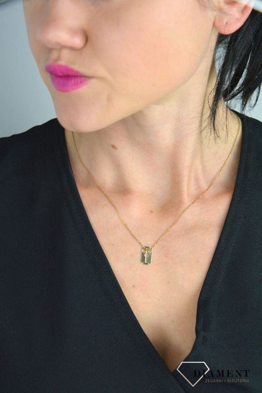 Srebrny naszyjnik celebrytka pozłacana z zawieszką żyletka DIA-NSZ-ZYLETKA-Z-925.jpg