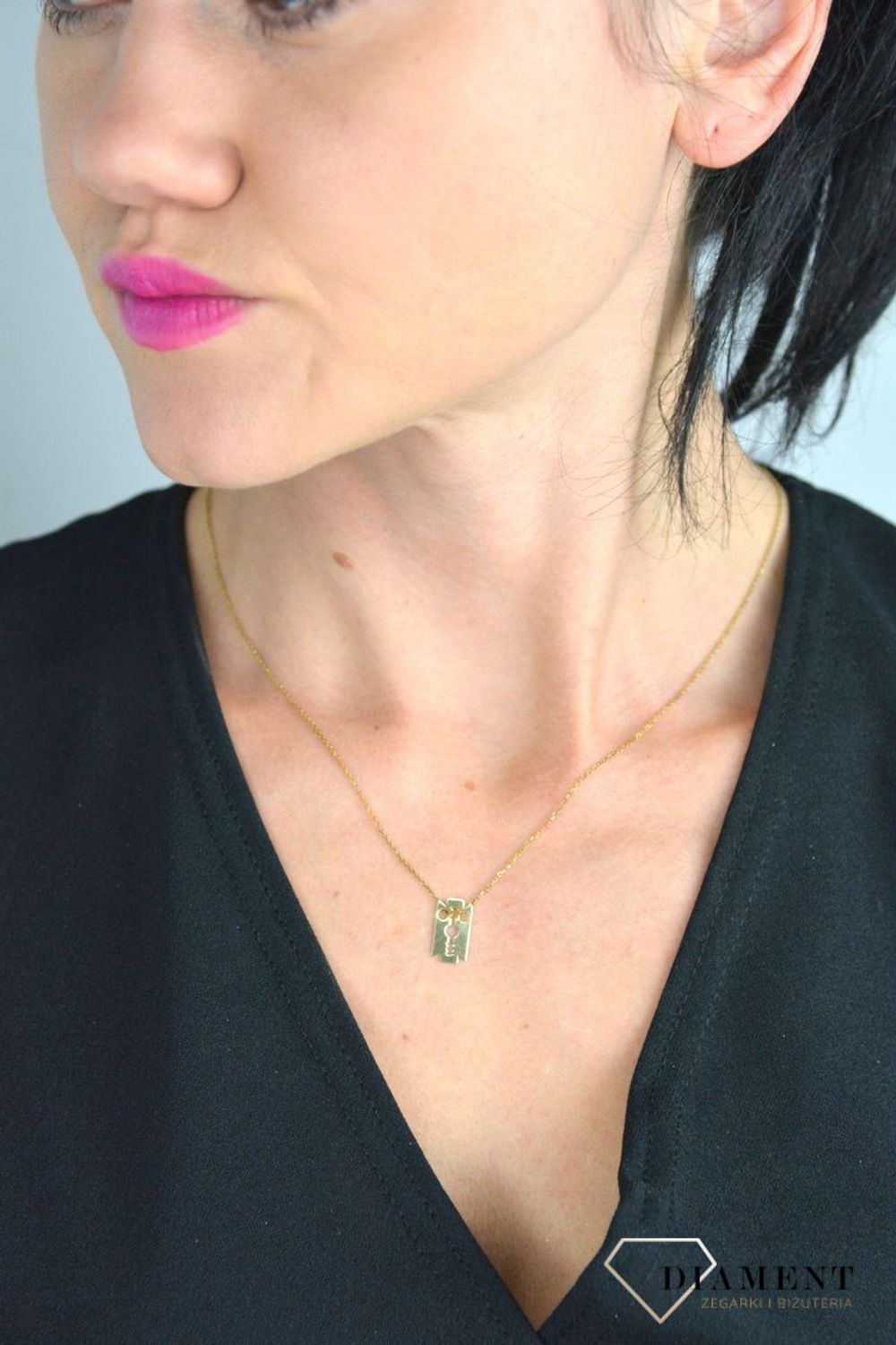 Srebrny naszyjnik celebrytka pozłacana z zawieszką żyletka DIA-NSZ-ZYLETKA-Z-925.jpg