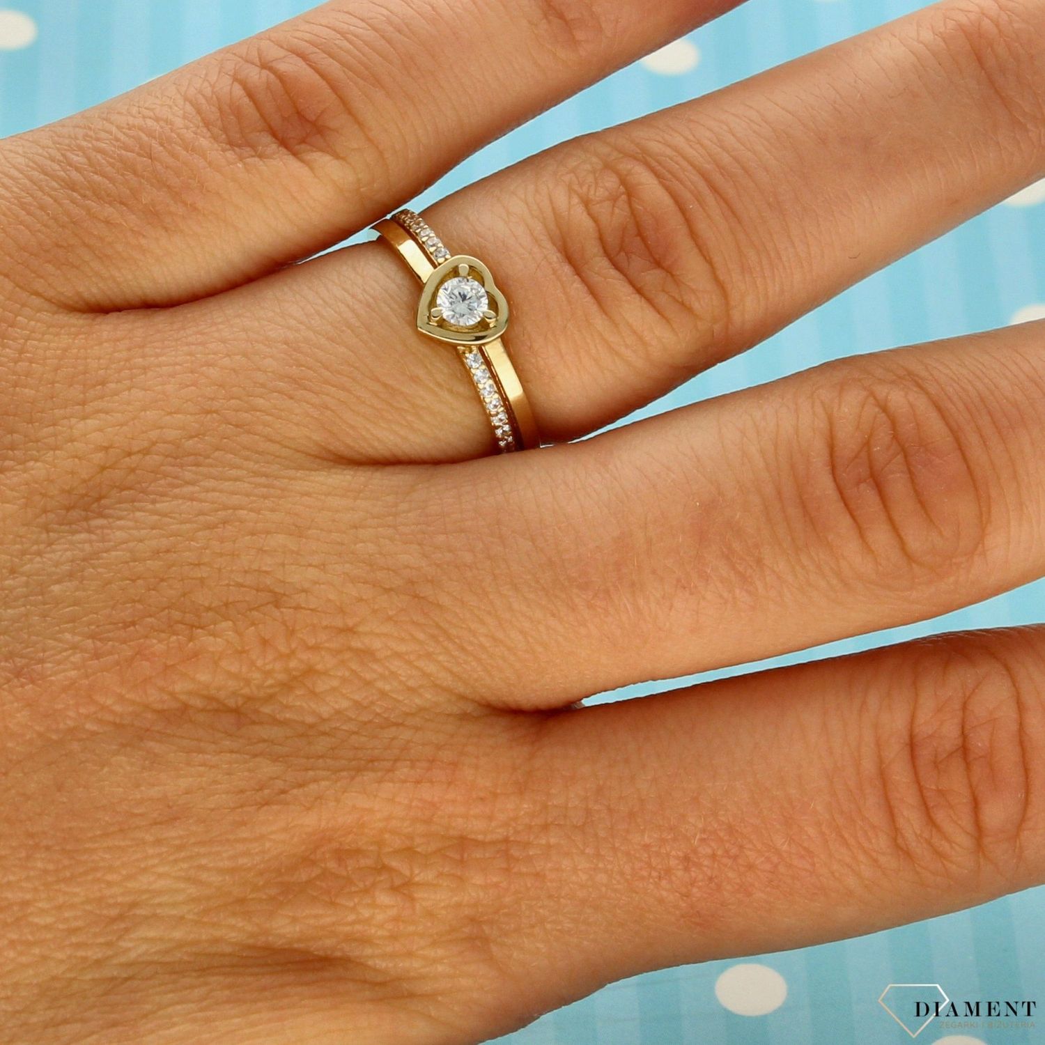 Złoty pierścionek 585 serce z cyrkonią DIA-PRS-0396-585 (1).jpg