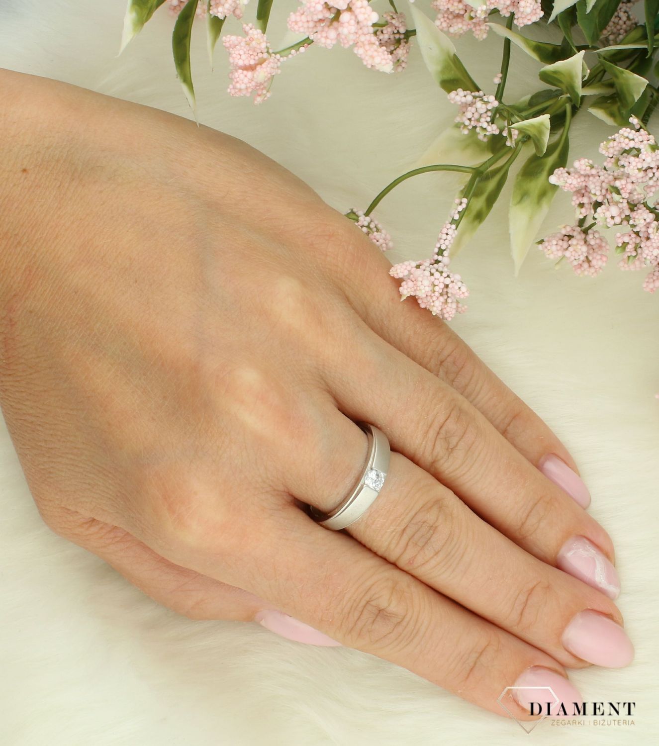 Srebrny pierścionek damski 925 matowy z cyrkonią DIA-PRS-0658-925. Srebrny pierścionek damski. Pierścionek srebrny na prezent. Pierścionek ze srebra z cyrkonią.5.jpg