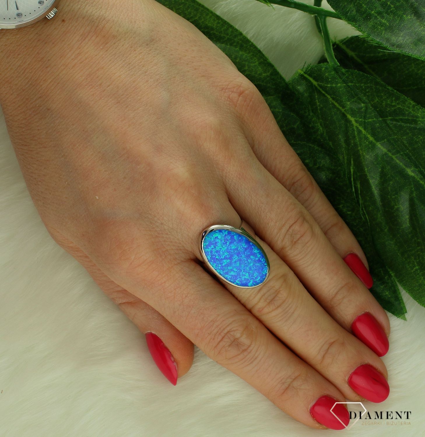 Srebrny pierścionek damski 925 z owalnym niebieskim opalem DIA-PRS-10307-925.jpg