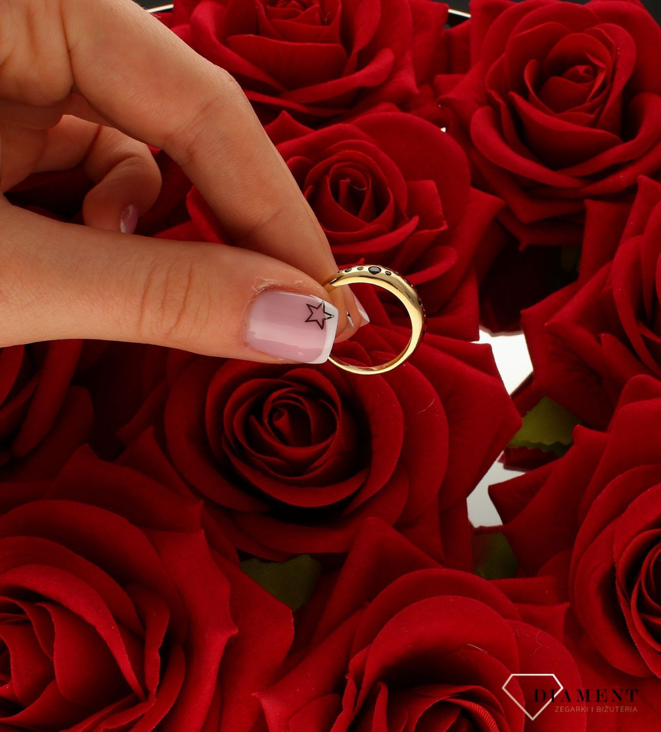 Pierścionek damski złoty Czarne cętki 585 DIA-PRS-10390-585.jpg