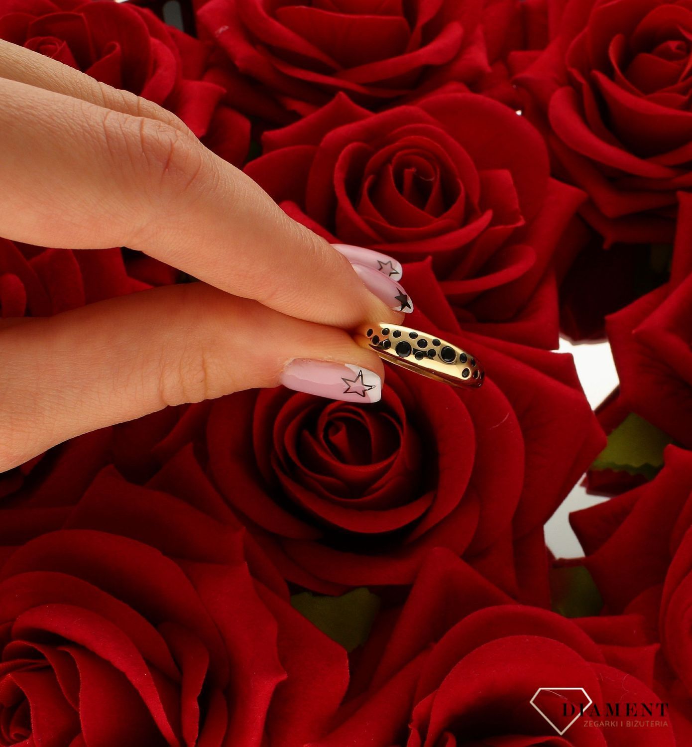 Pierścionek damski złoty Czarne cętki 585 DIA-PRS-10390-585.jpg