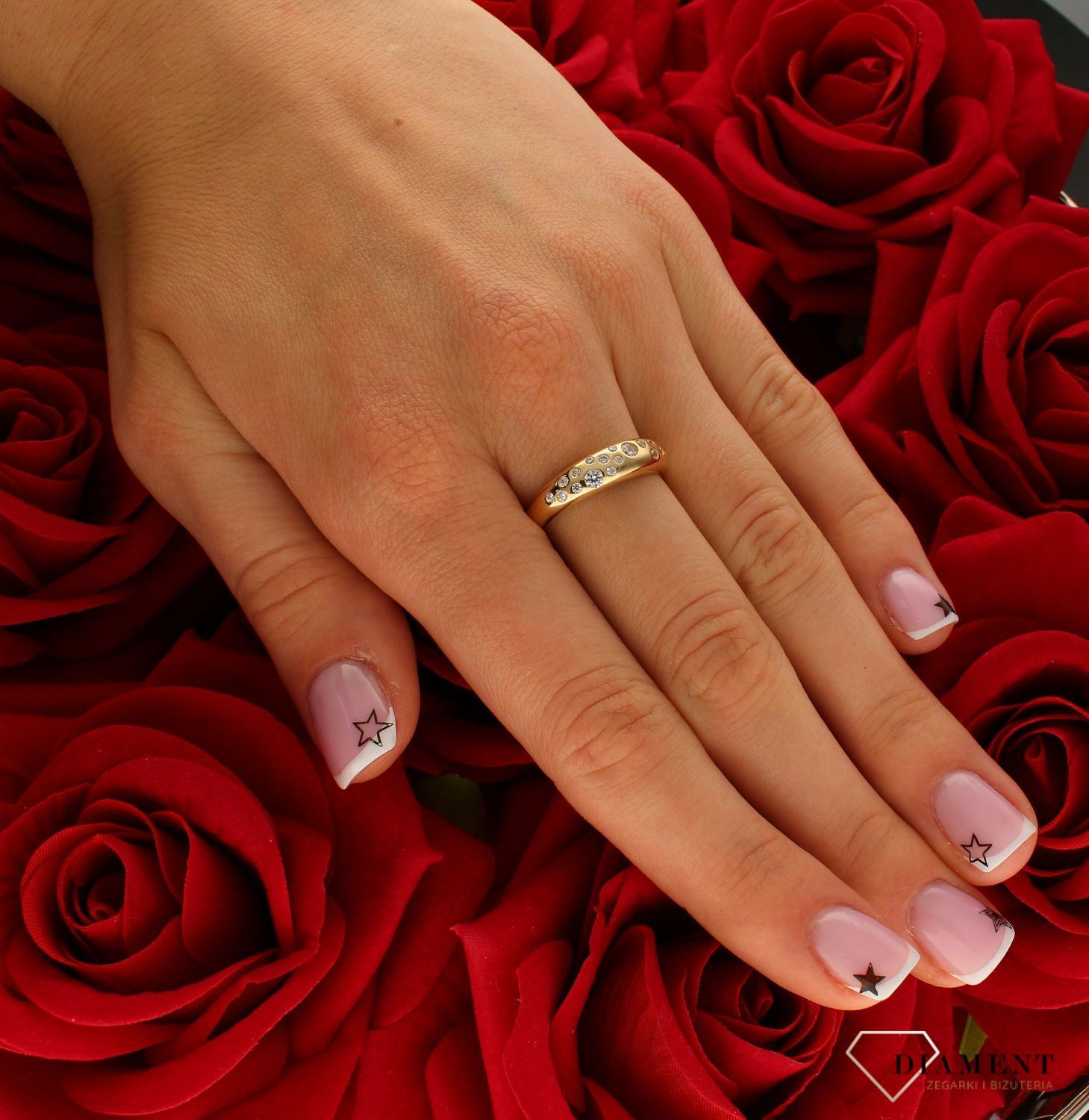 Pierścionek damski złoty Białe cętki 585 DIA-PRS-10391-585.jpg
