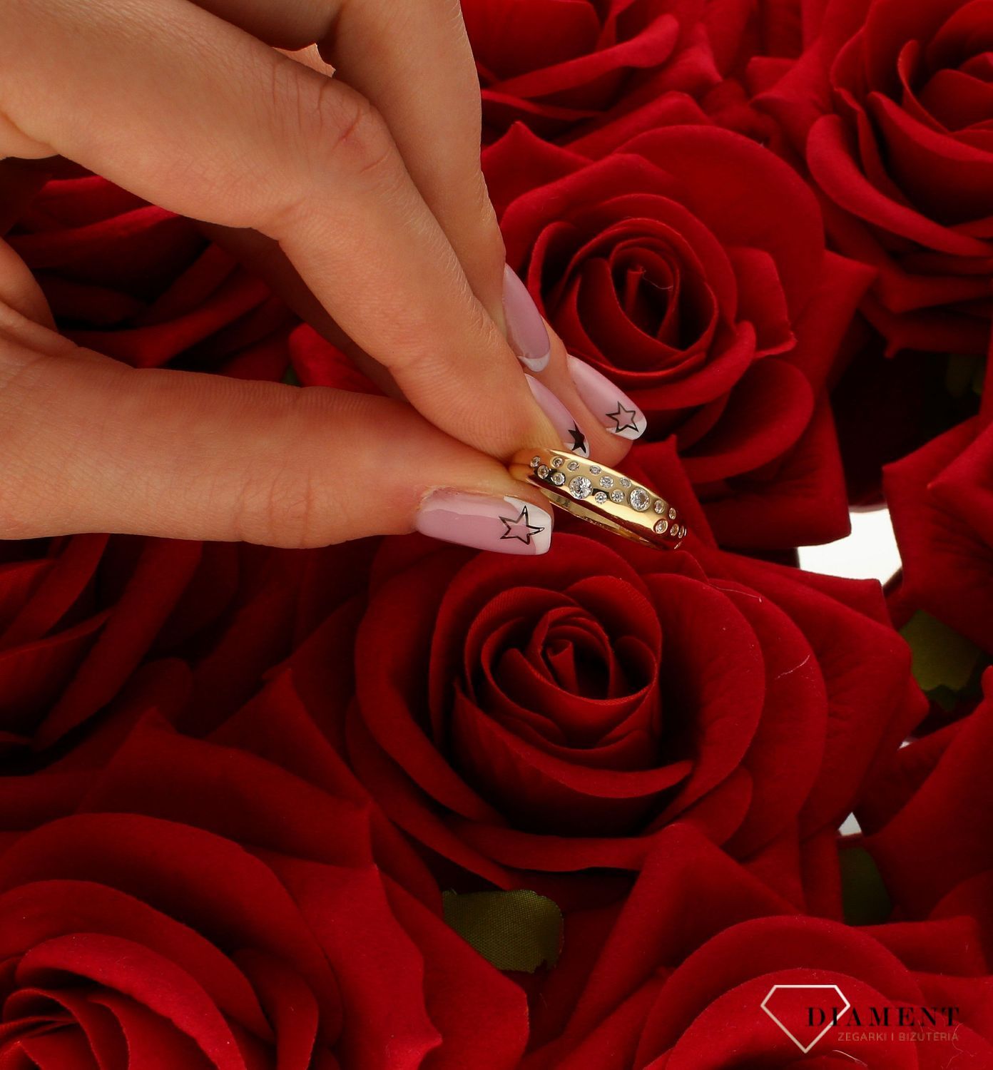 Pierścionek damski złoty Białe cętki 585 DIA-PRS-10391-585.jpg