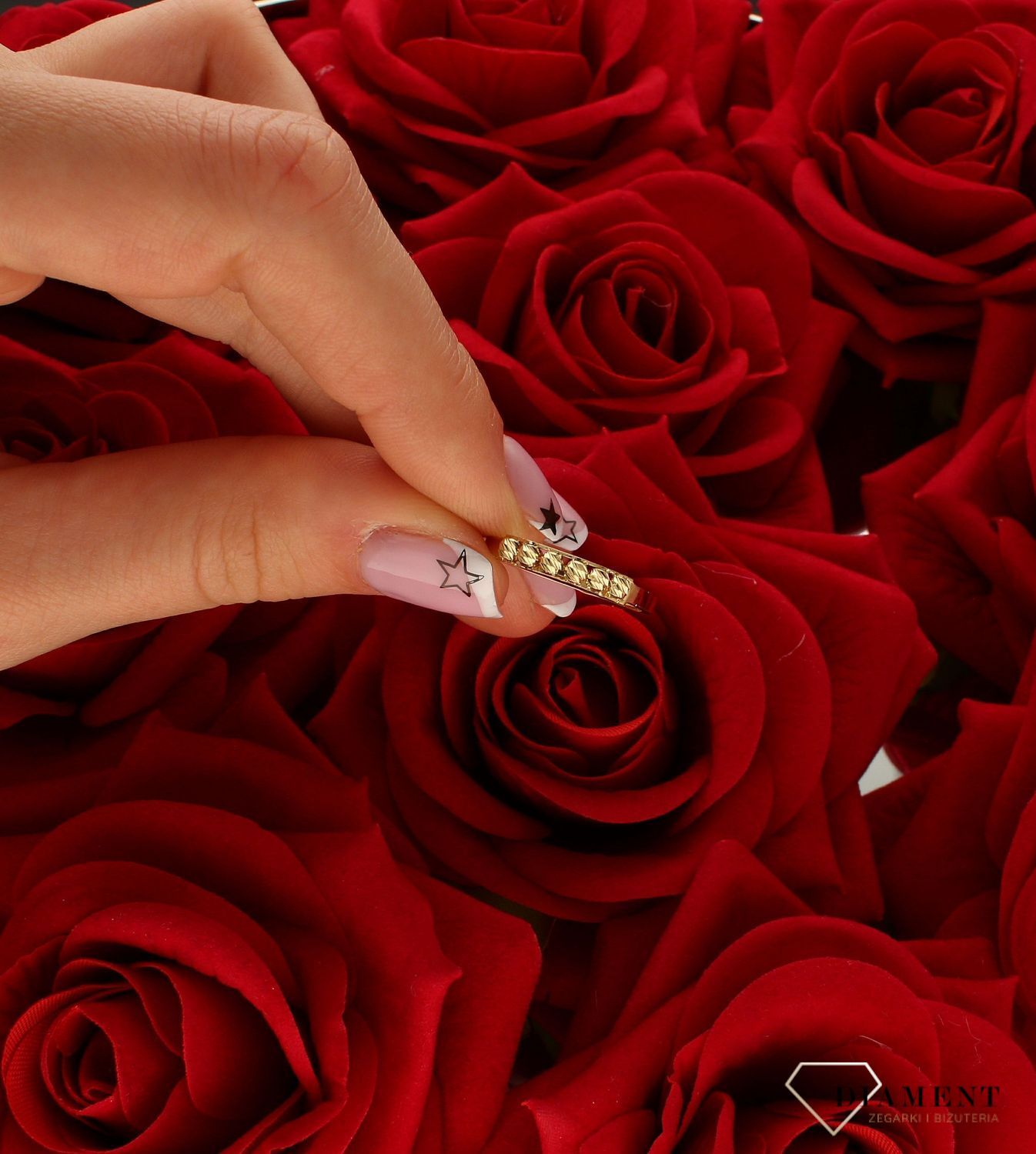 Pierścionek damski złoty Diamentowane kuleczki 585 DIA-PRS-10393-585.jpg