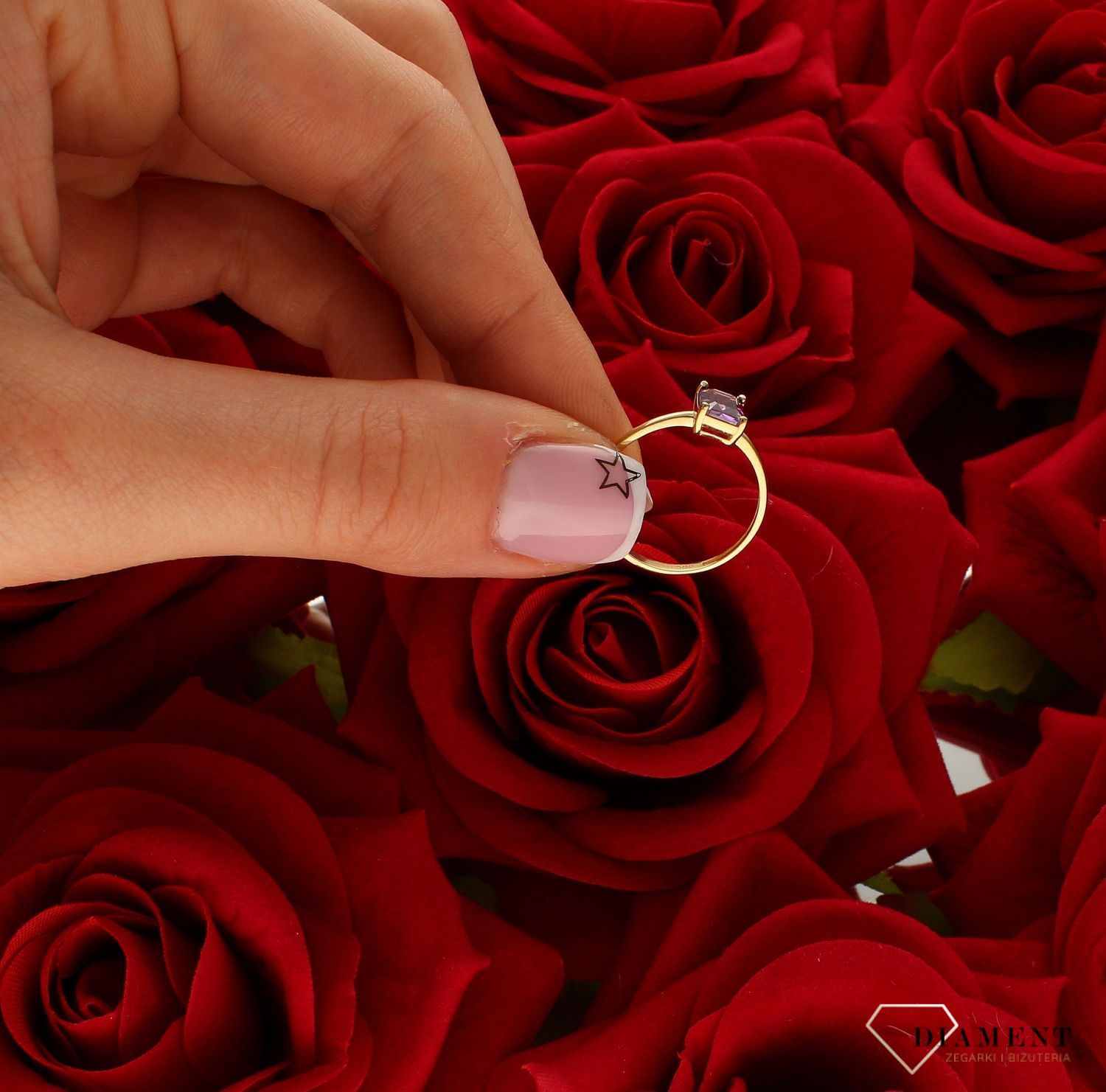 Pierścionek damski złoty Wrzosowa cyrkonia 585 DIA-PRS-10402-585.jpg