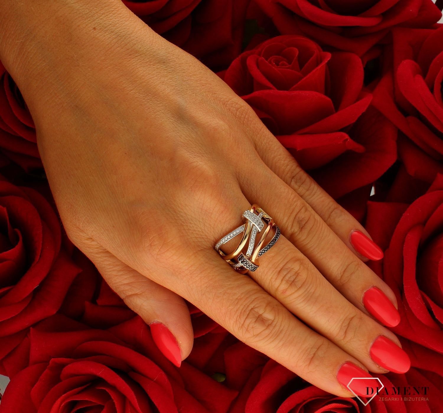 Złoty pierścionek 585 szeroki z cyrkoniami Dwukolorowa złota plecionka DIA-PRS-10454-585 (1).jpg