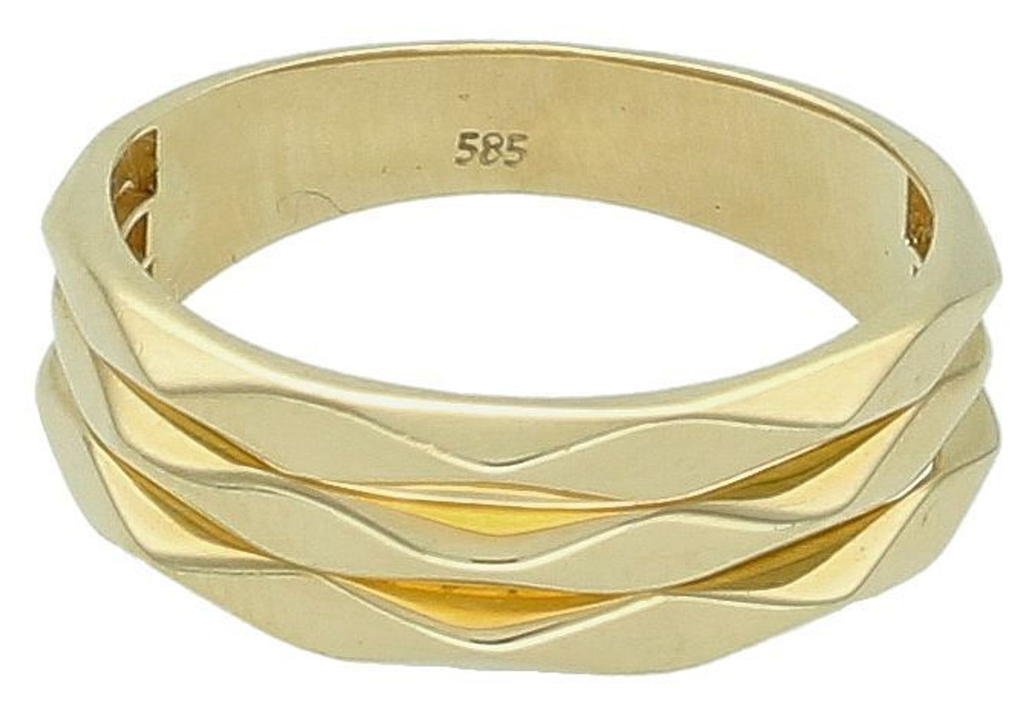 Złoty pierścionek trzy grawerowane obrączki próba 585 rozmiar 16, DIA-PRS-11151-585. 💍 Złoty pierścionek z trzema grawerowanymi obrączkami. Wykonany z próby 585. Jego wyjątkowy design, z trzema.jpg