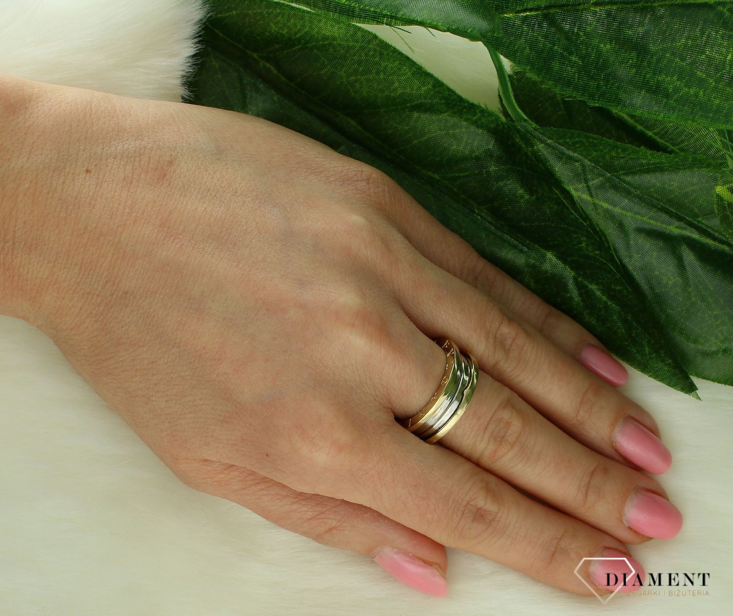 Złoty pierścionek 585 Bulgari obrączka z białym złotem DIA-PRS-11301-585 (1).jpg