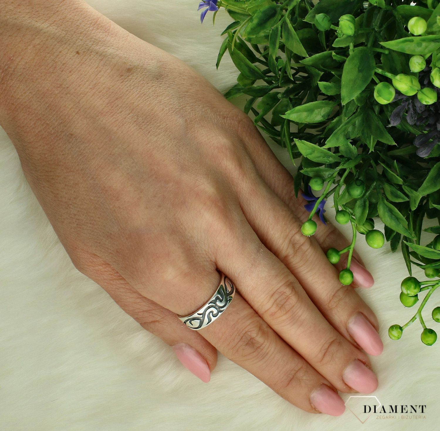 Srebrny pierścionek damski 925 obrączka z grawerowaniem DIA-PRS-11363-925. Srebrny pierścionek damski. Srebrna obrączka damska. Pierścionek obrączka z grawerowaniem na prezent. 1.jpg