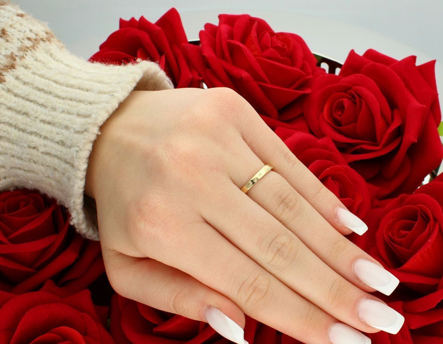 Złoty pierścionek damski 585 z cyrkonią zaręczynowy DIA-PRS-11400-585 Au.jpg