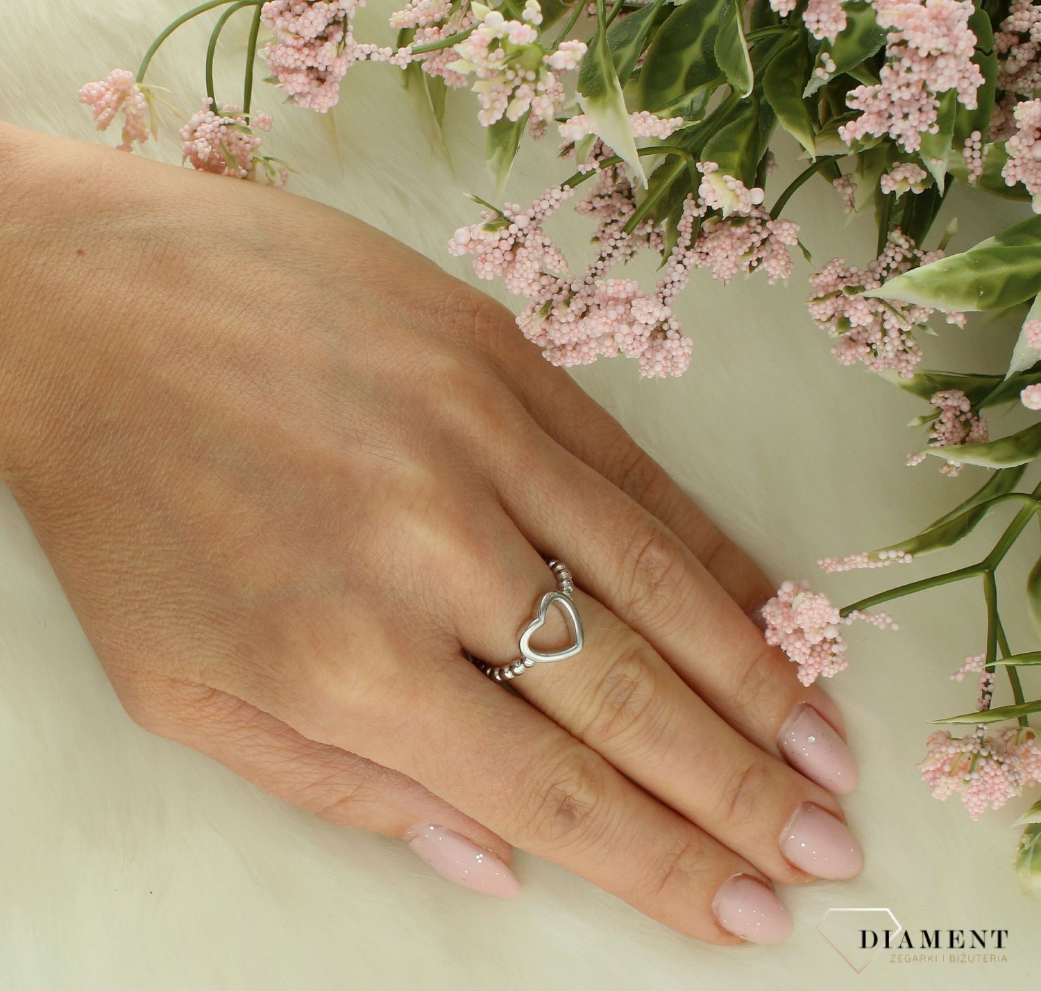 Srebrny pierścionek damski 925 Kontur serca DIA-PRS-11617-925. Srebrny pierścionek damski. Pierścionek damski z sercem. Srebrny pierścionek na prezent dla kobiety.1.jpg