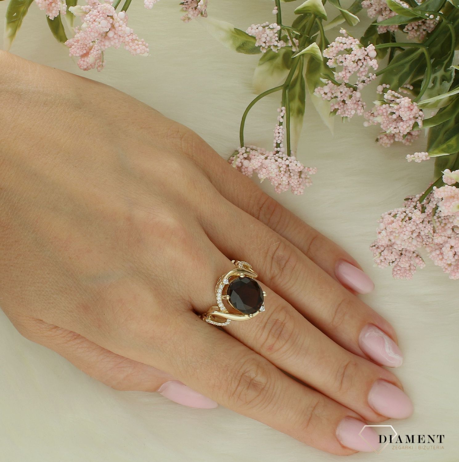 Złoty pierścionek damski 585 bogato zdobiony z cyrkoniami rozmiar 17 DIA-PRS-11931-585.jpg