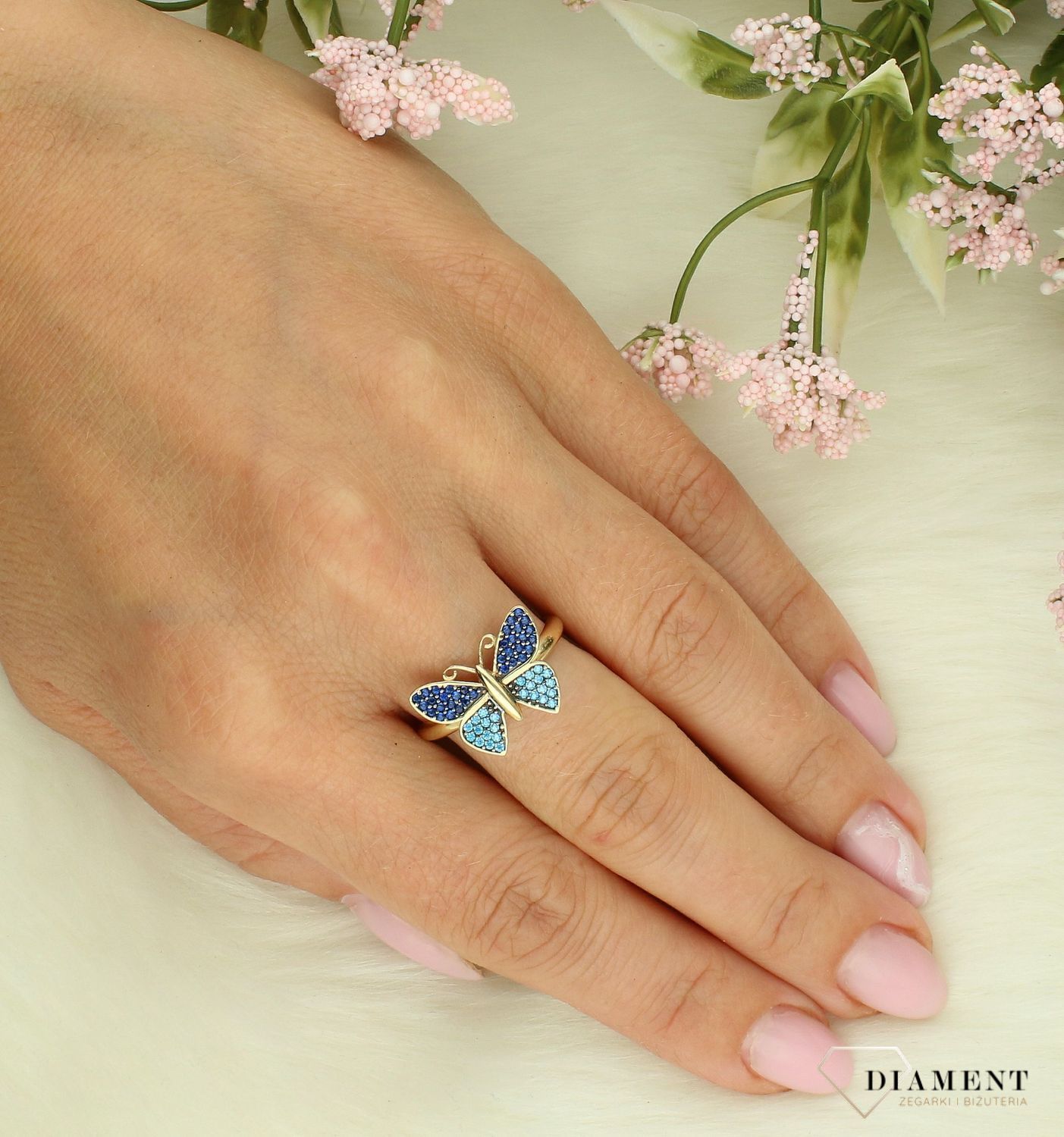 Złoty pierścionek damski 585 o wzorze motylka z niebieskimi cyrkoniami rozmiar 17 DIA-PRS-11933-585.jpg