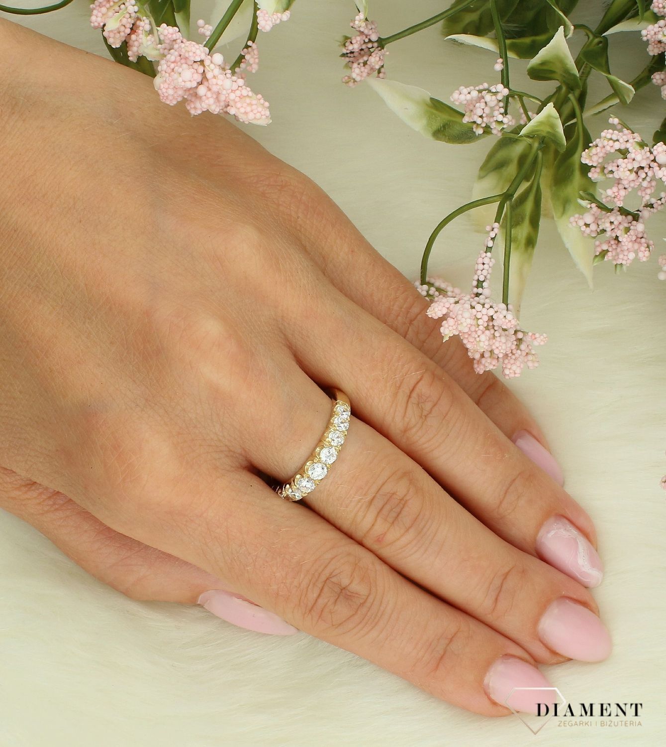 Złoty pierścionek damski 585 wysadzany białymi cyrkoniami rozmiar 19 DIA-PRS-12004-585.jpg