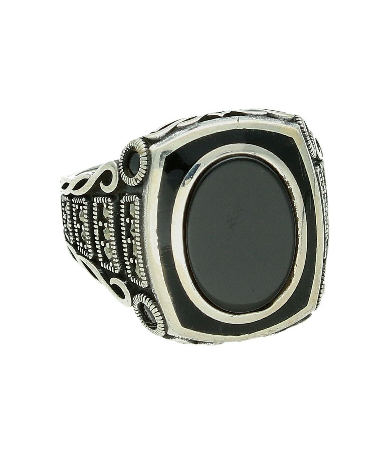 Srebrny sygnet 925 z onyksem, markazytami i ozdobnym grawerowaniem rozmiar 26 DIA-PRS-12297-925 (2).jpg