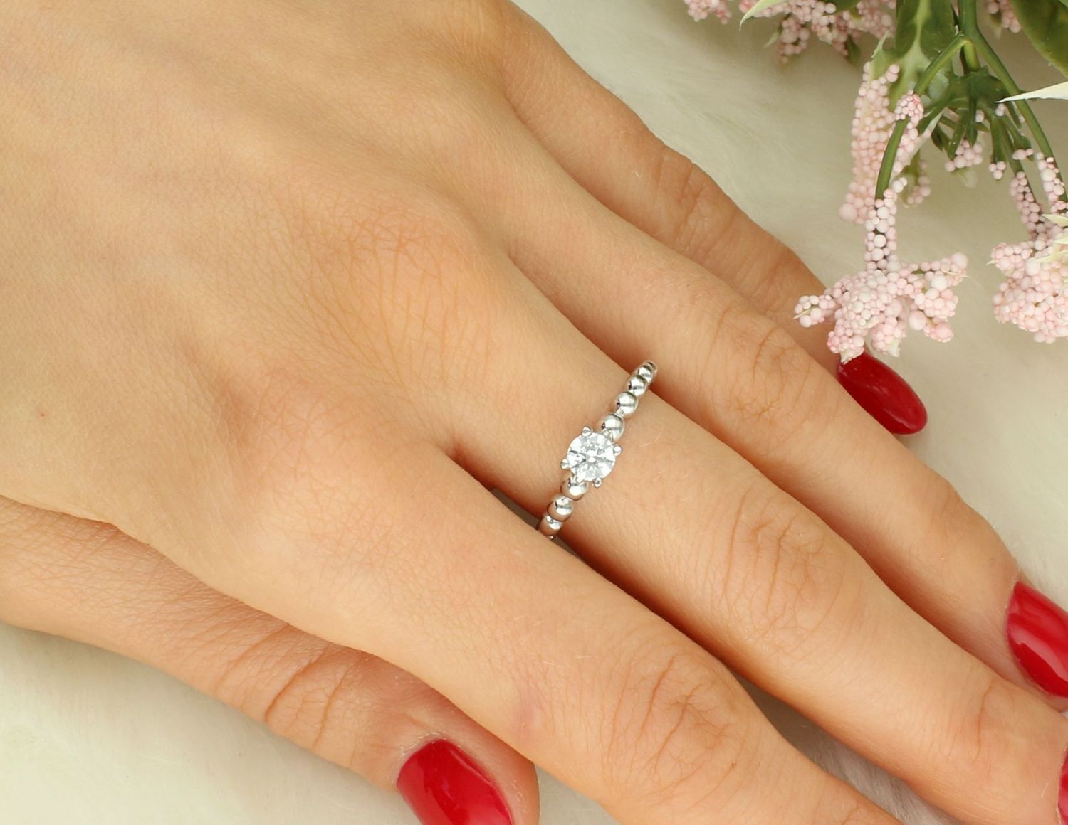 Pierścionek srebrny damski cyrkonia próba 925, DIA-PRS-12301-585  Srebrny pierścionek wykonany z najwyższej jakości srebra. Idealny pomysł na prezent. Srebrny pierścionek wykonany z próby 925.jpg