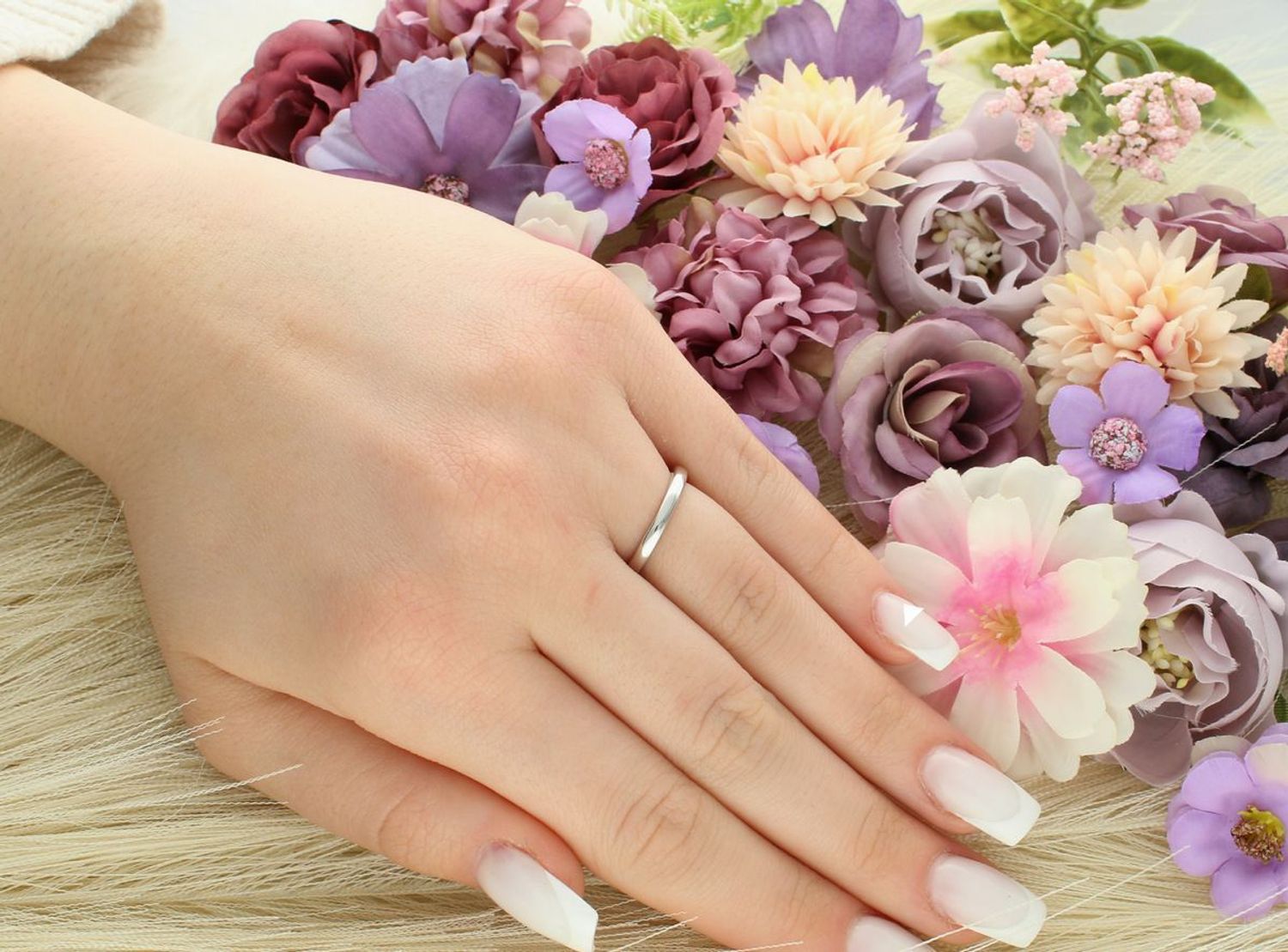 Srebrny pierścionek Sygnet z cyrkoniami próba 925, DIA-PRS-12460-925.jpg