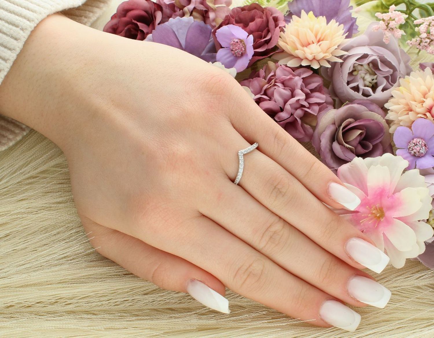 Srebrny Pierścionek Cienka Obrączka Tiara z Cyrkoniami Próba 925, DIA-PRS-12470-925.jpg