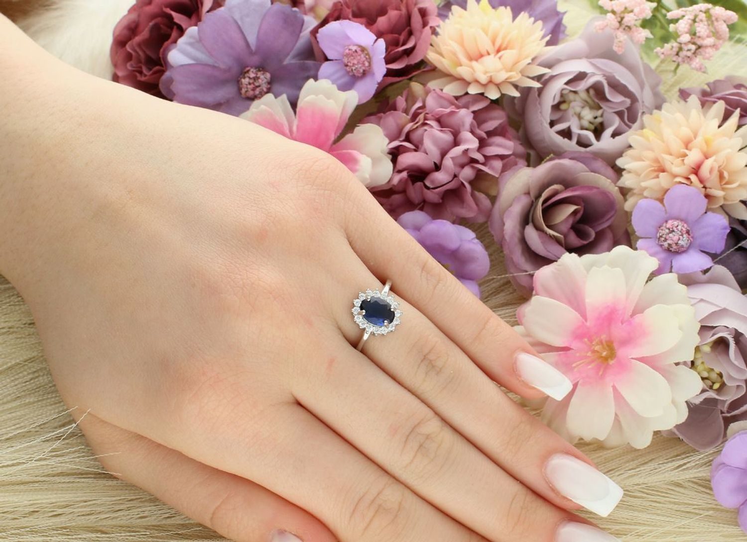 Srebrny Pierścionek z Granatową Cyrkonią Próba 925, DIA-PRS-12475-925.jpg