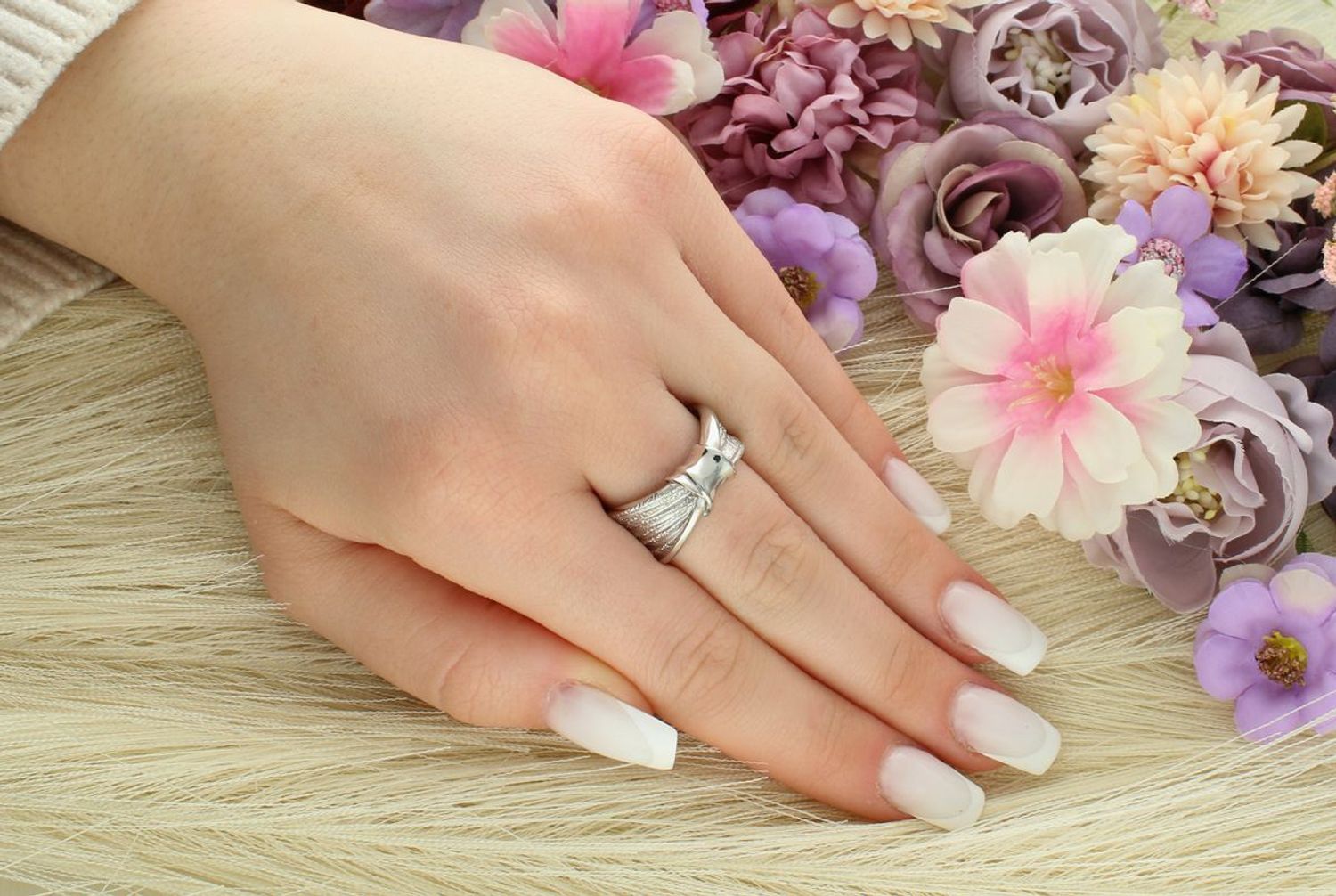 Srebrny pierścionek obrączka węzeł, próba 925 DIA-PRS-12477-925 rozmiar 20.jpg