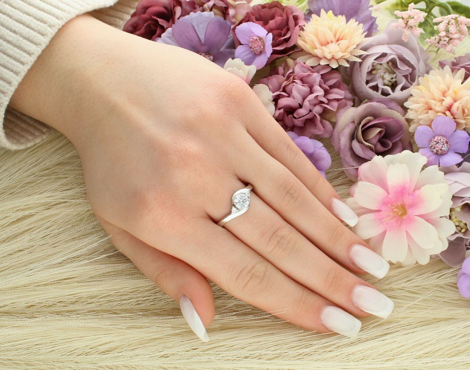 Srebrny Pierścionek z Trzema Cyrkoniami Próba 925, DIA-PRS-12483-925.jpg