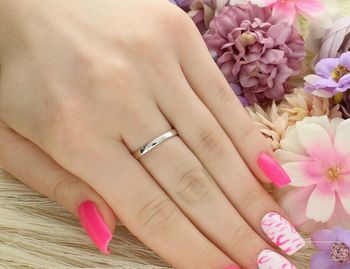 Srebrny pierścionek damski z naturalnym turkusem. Kamień owalny 1,7×1,5 cm, szyna 2 mm, waga 4,29 g. Biżuteria z charakterem – styl boho i klasyczny.5.jpg